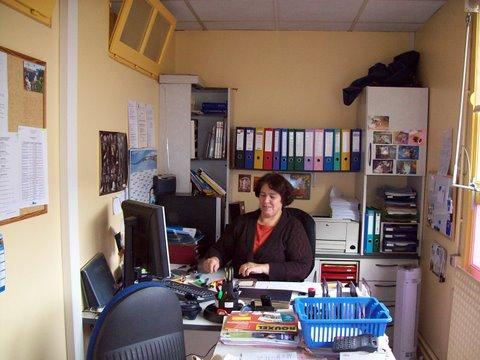 NOTRE SECRETAIRE REMPLACANTE